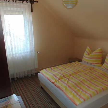 Anna Bathory Apartmanhaz Appartement