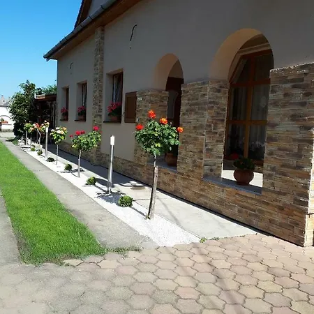 Anna Bathory Apartmanhaz